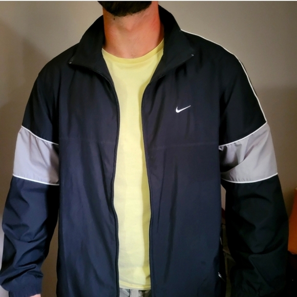 VINTAGE NIKE COLLECTION - Picture 7 of 9